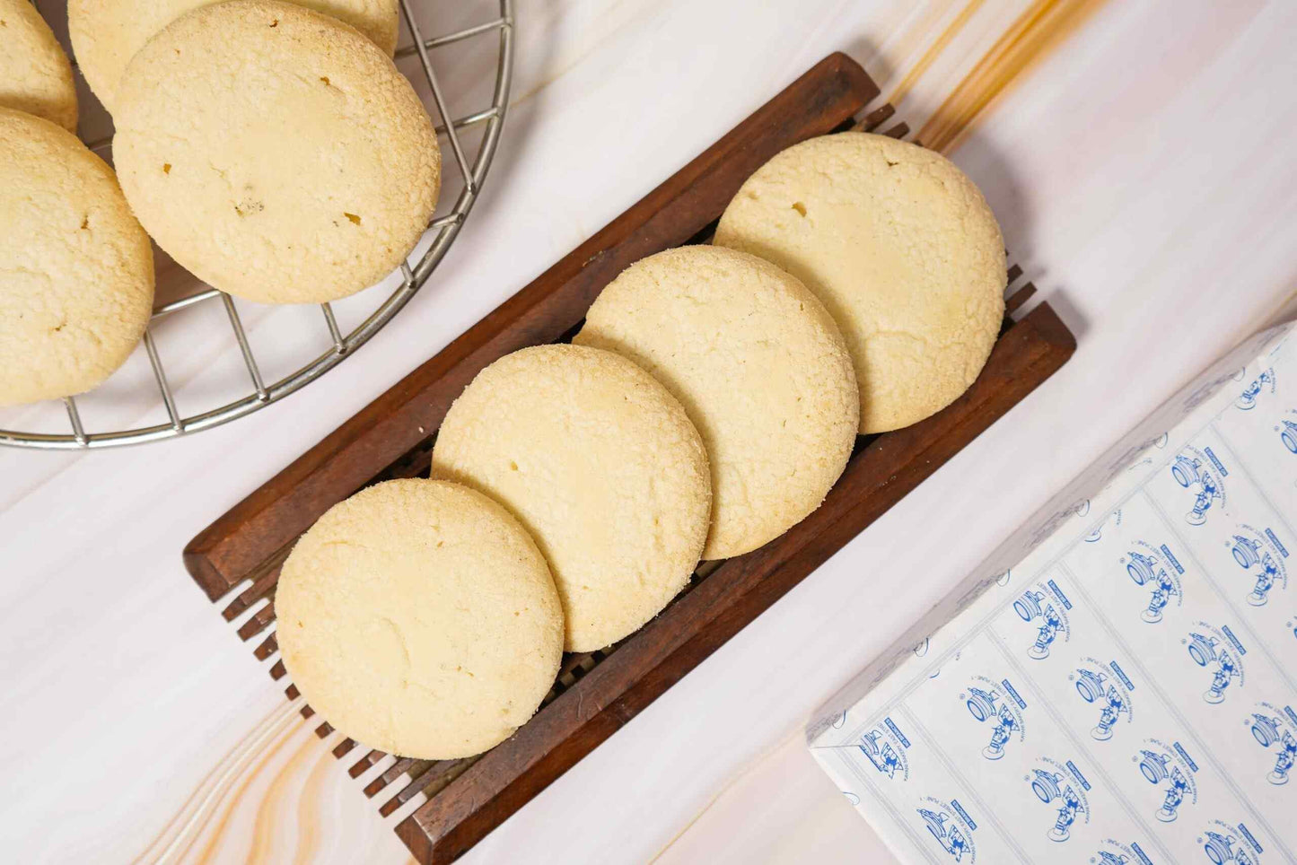 Khatai ( Nankhatai ) from Kayani Bakery, Pune (500gm) Online | Eggless