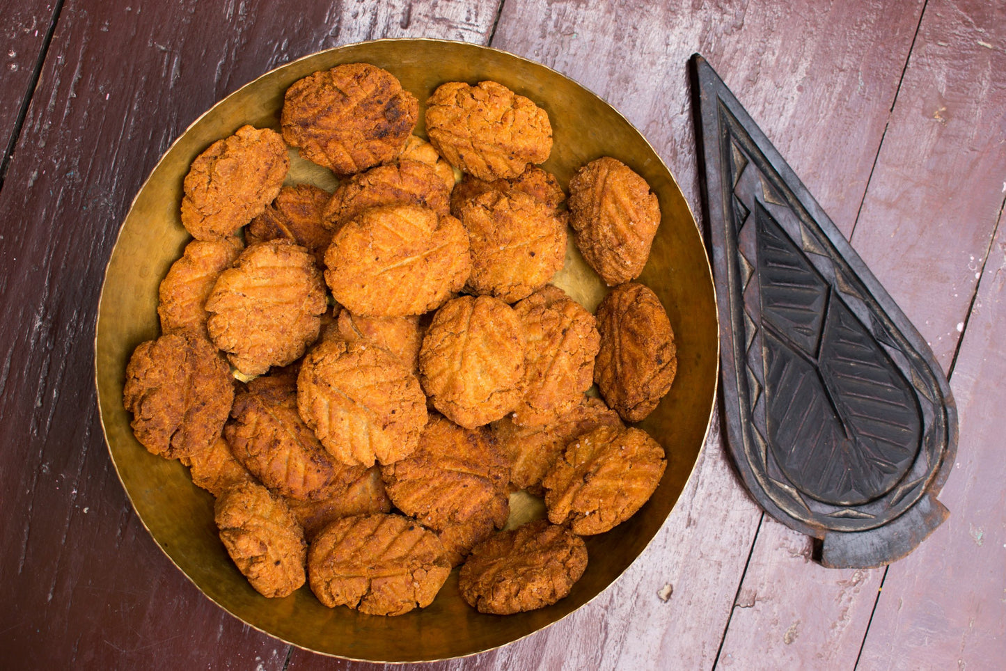 Desi Ghee GUD THEKUA (Jaggery) 500g | Finest Quality | Made in Pure Desi A2 Cow Ghee