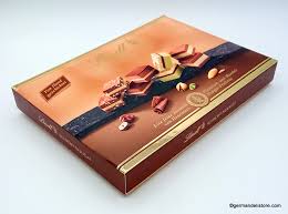 Imported Lindt Schicht-Nougat Chocolate – Layered Hazelnut