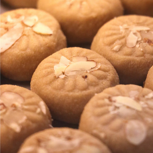 Maharashtra Satara Famous Kandi Peda – Made with Pure Mawa & Desi Ghee | 500g