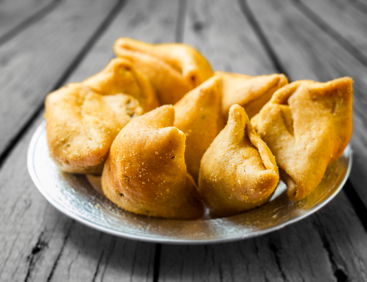 Allahabad's Hari Ram famous Ghee Samosa (Special Samosa from Prayagraj)