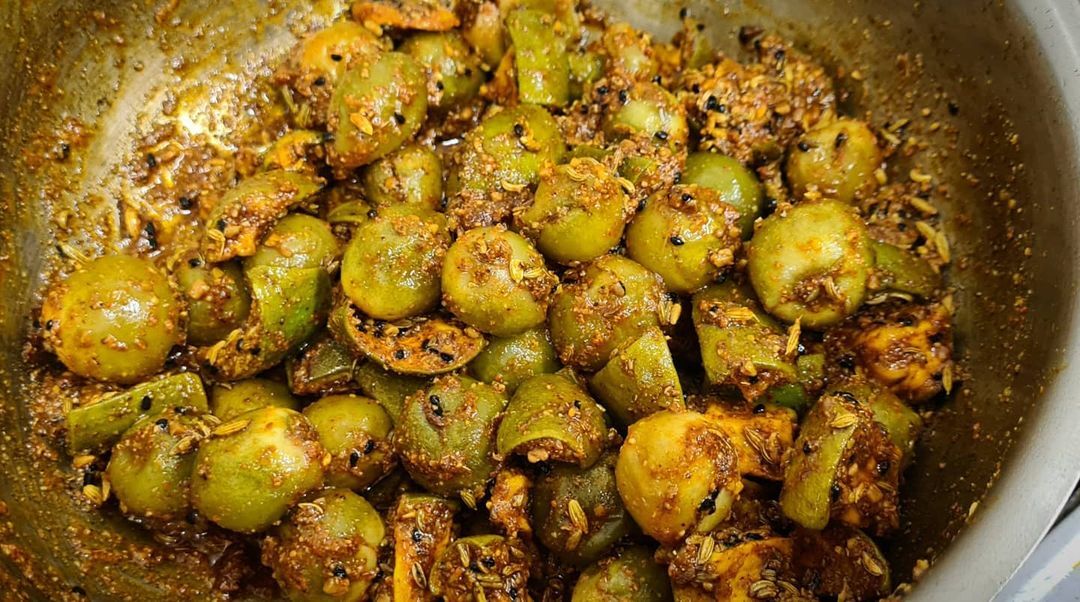 Lasode Banarasi Lehsua Pickle | Lasode ka Achar | Spiced Gunda Pickle online ...