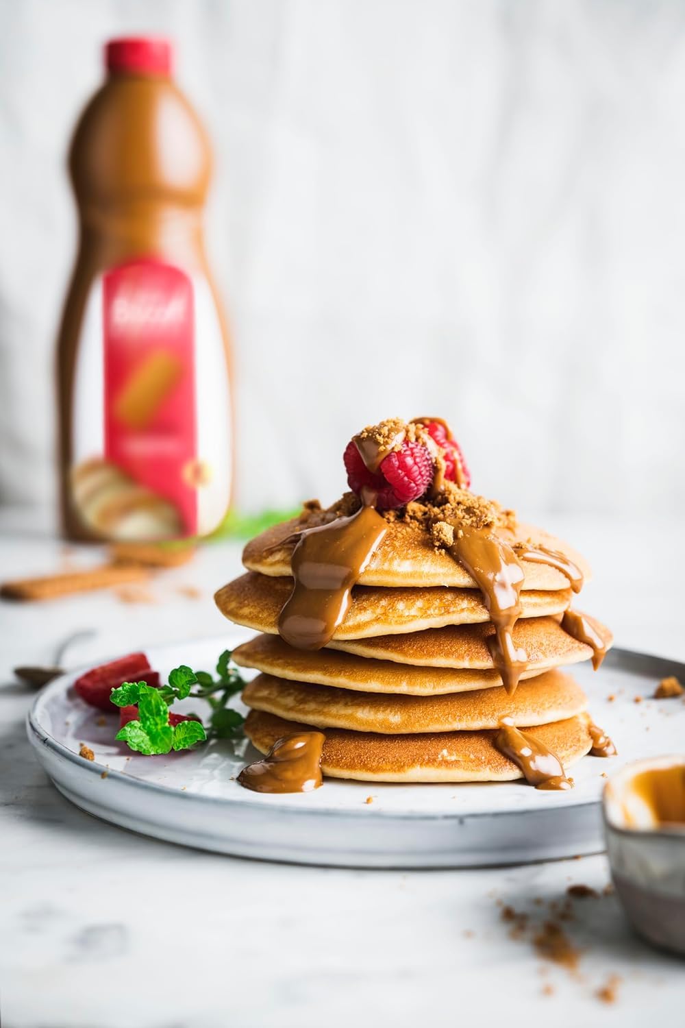 Lotus Biscoff Topping – 1kg Squeeze Bottle | Caramelized Drizzle