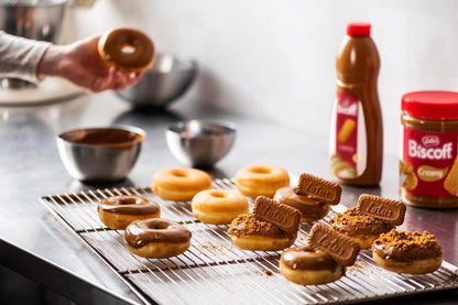 Lotus Biscoff Topping – 1kg Squeeze Bottle | Caramelized Drizzle
