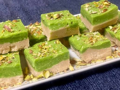 Kashi Ki Galiyon Se – Taste of Banaras Rakhi Hamper