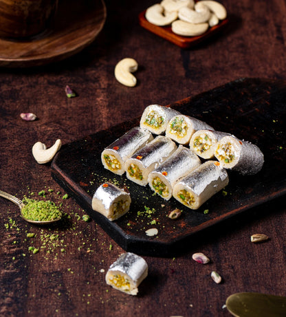 Kashi Ki Galiyon Se – Taste of Banaras Rakhi Hamper